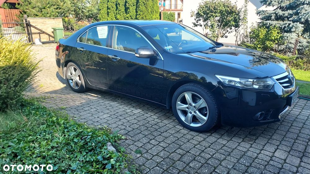 Honda Accord 2.0 Lifestyle - 11