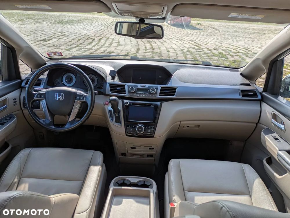Honda Odyssey - 12