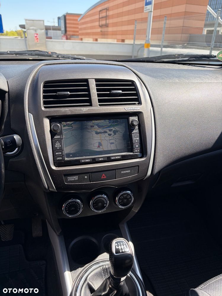 Mitsubishi ASX 1.8 DID Instyle NAVI 4WD AS&G - 20
