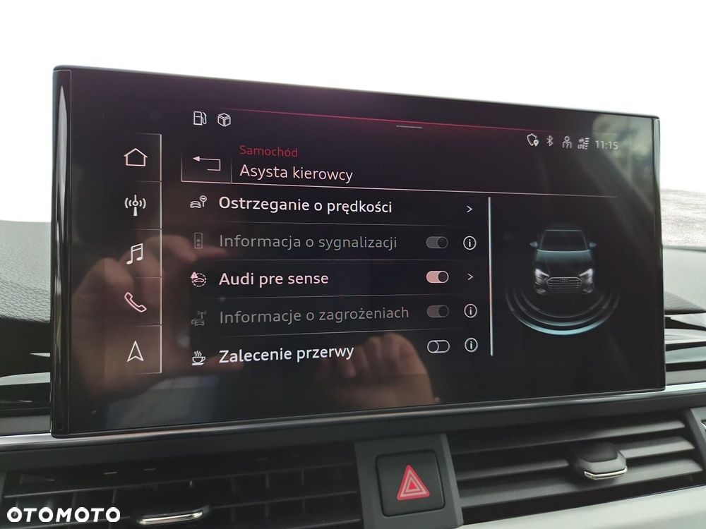 Audi A4 Limousine - 36