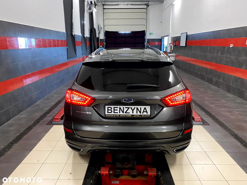 Ford Mondeo 2.0 EcoBoost ST-Line - 12