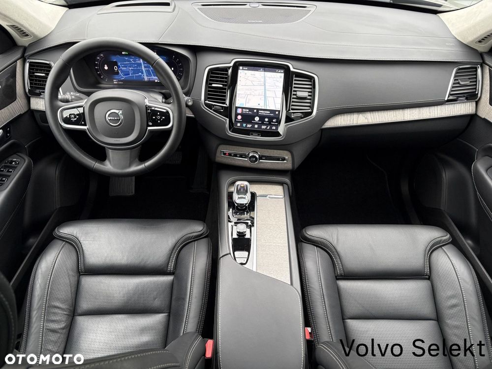 Volvo XC 90 - 21