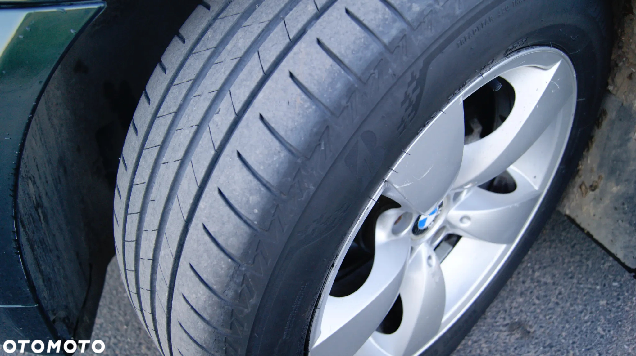 BMW Seria 5 520i - 26