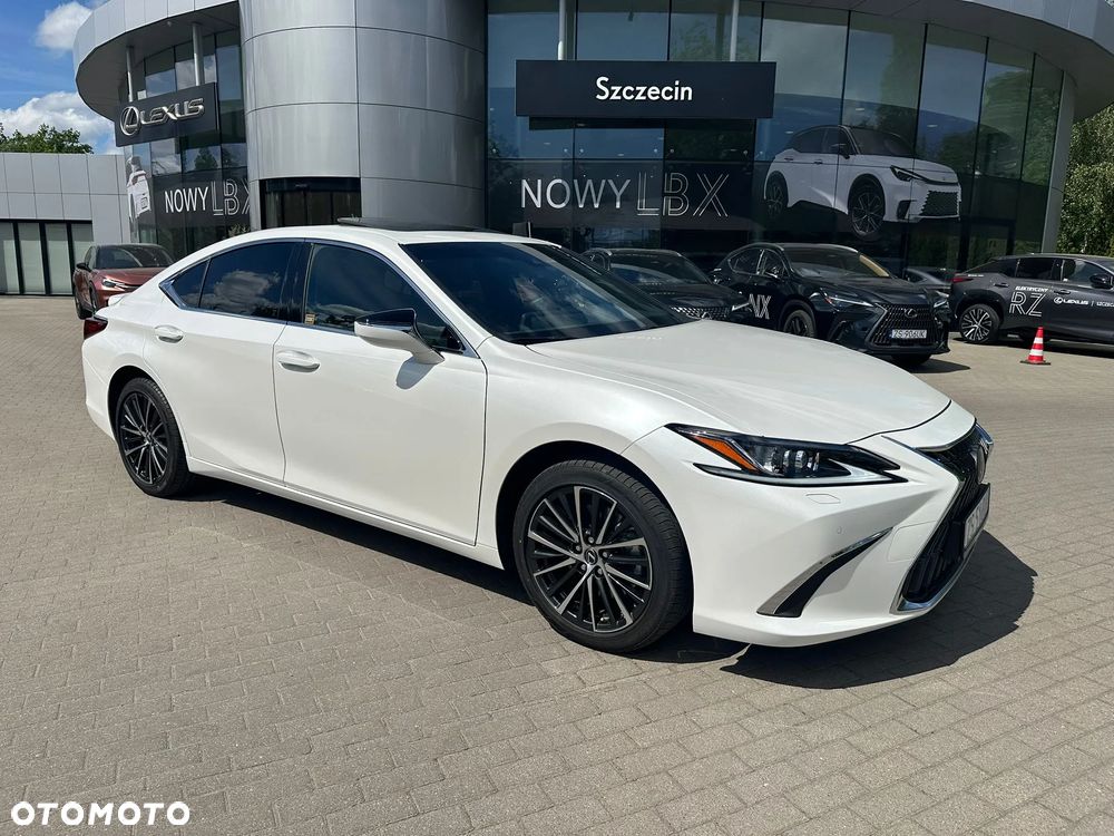 Lexus ES - 2