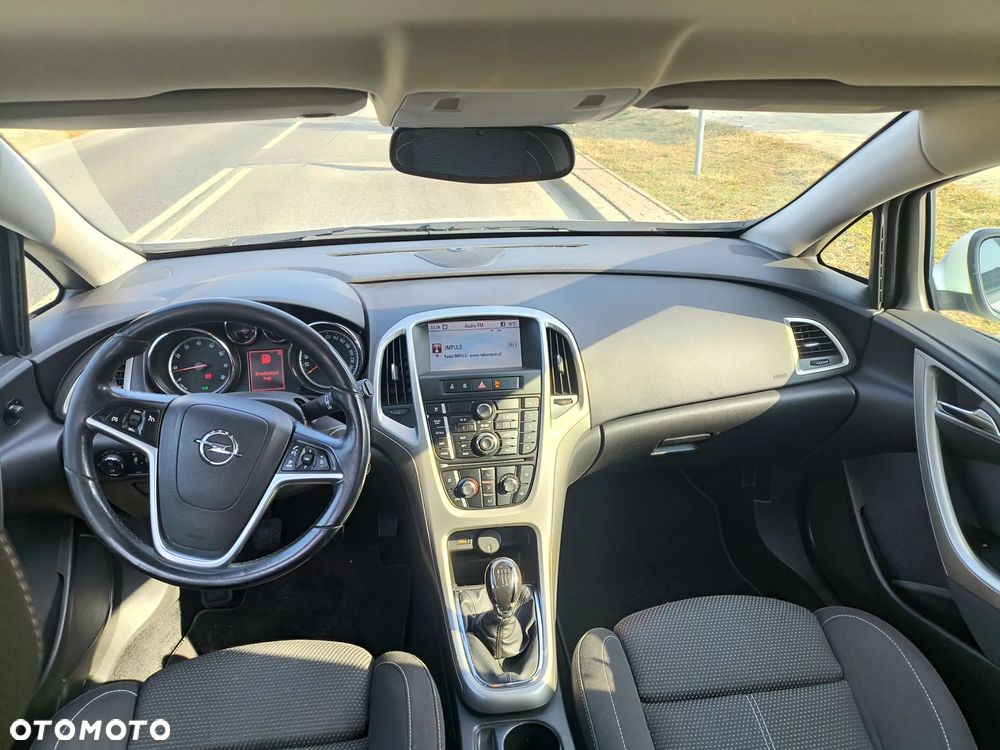 Opel Astra - 10