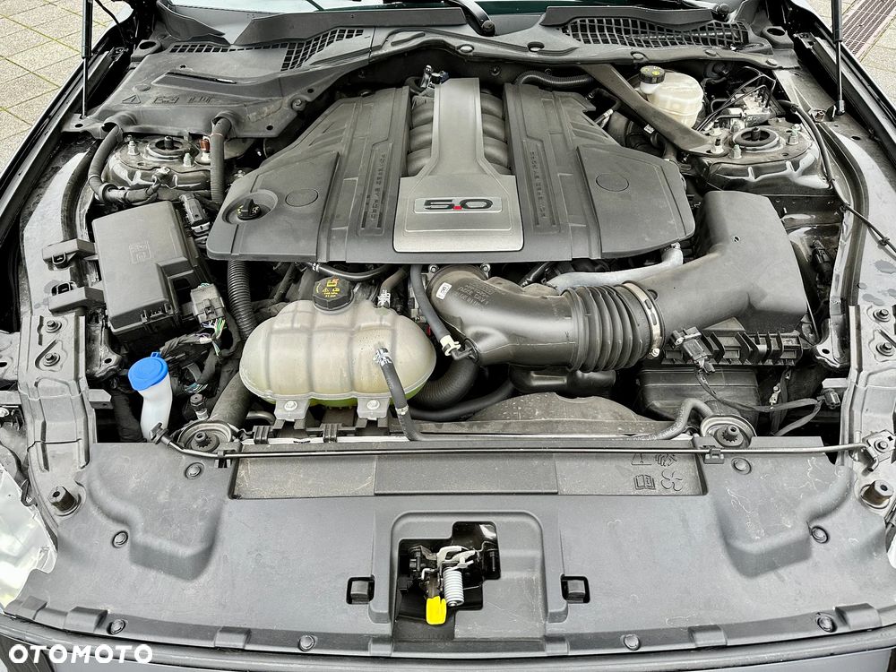 Ford Mustang 5.0 V8 GT - 6