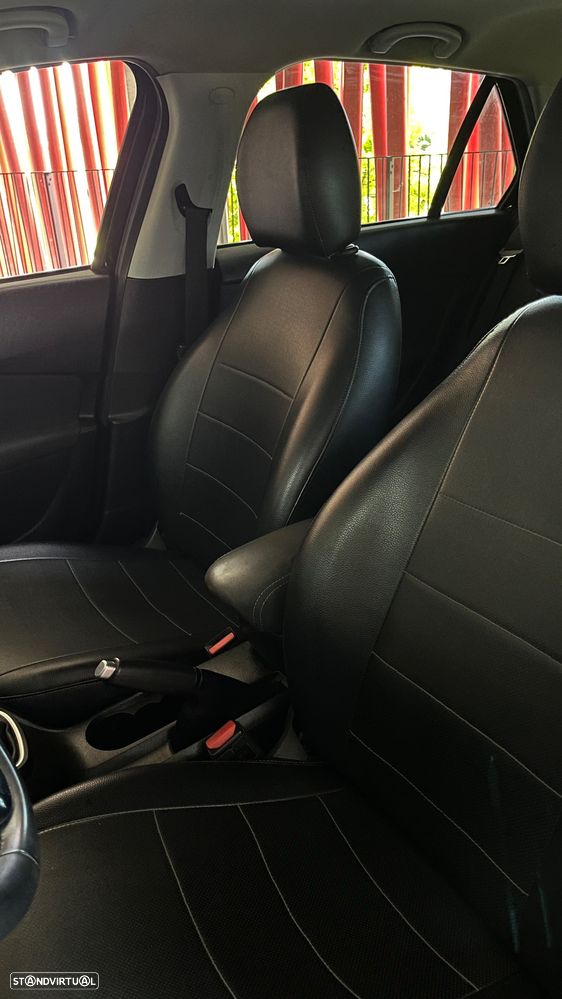 Fiat Tipo Station Wagon 1.3 M-Jet Lounge Tech J17 - 23
