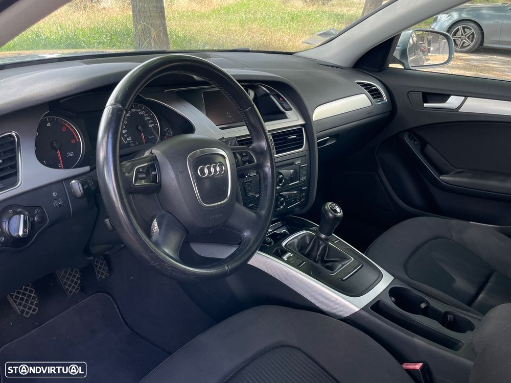 Audi A4 Avant 2.0 TDI - 5