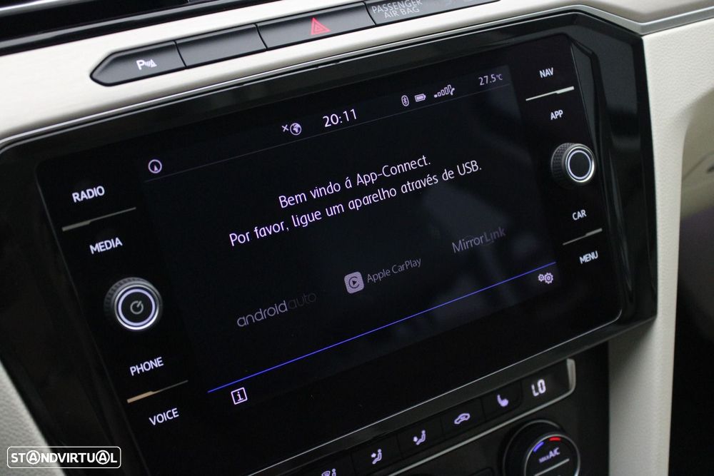 VW Passat Variant 2.0 TDI Highline DSG - 20