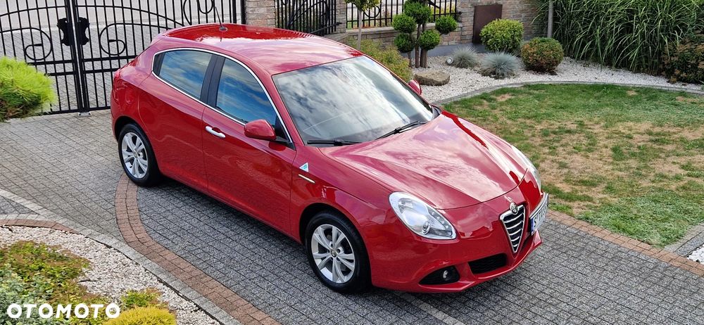 Alfa Romeo Giulietta - 1