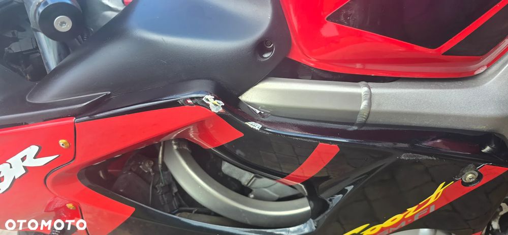 Honda CBR - 4