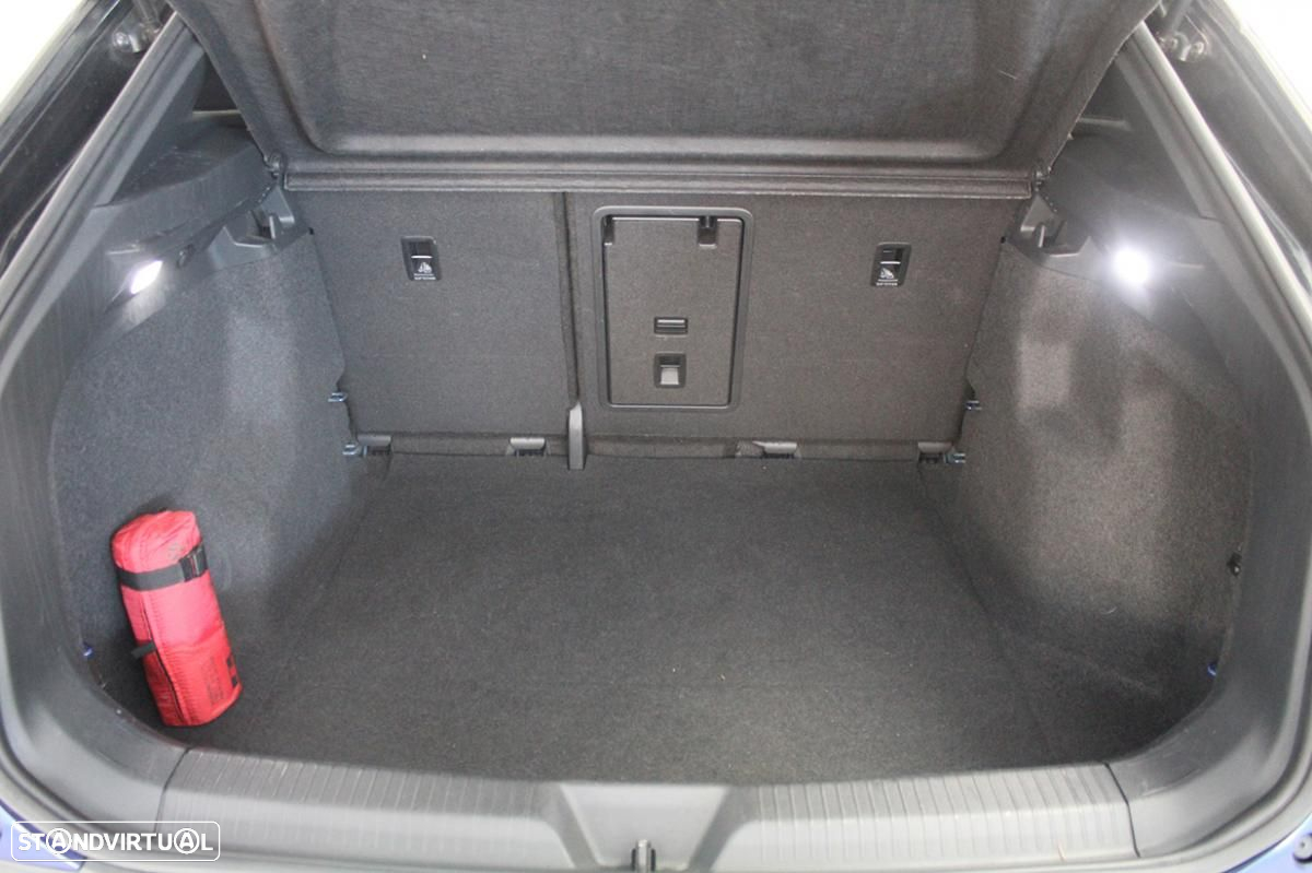 VW ID.4 77 kWh Pro Performance 1st - 8
