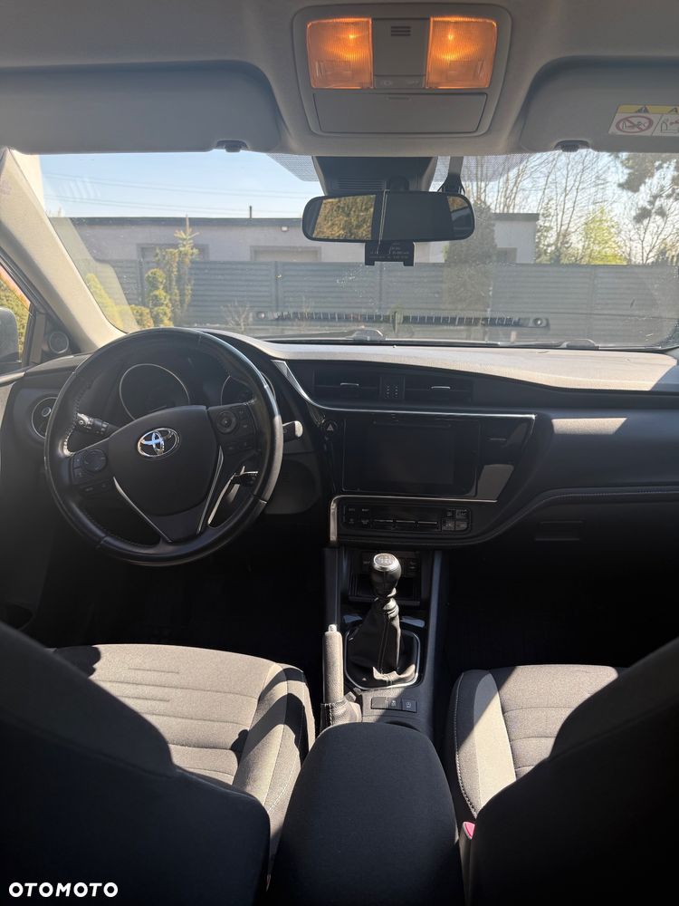 Toyota Auris - 9