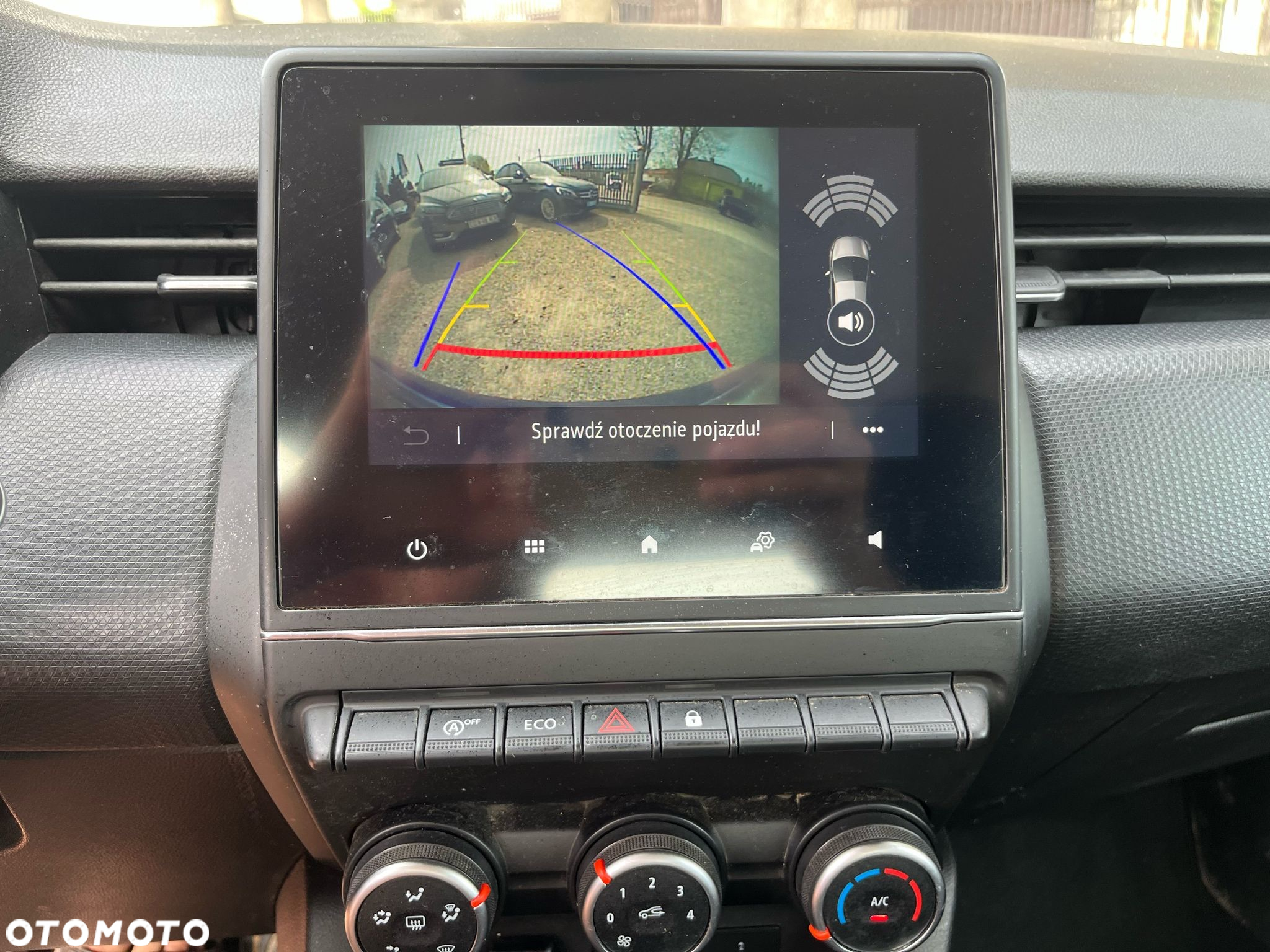Renault Clio BLUE dCi 85 EXPERIENCE - 16