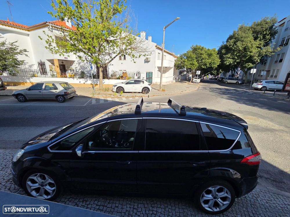 Ford S-Max 2.0 TDCi Titanium 7L 143g - 7