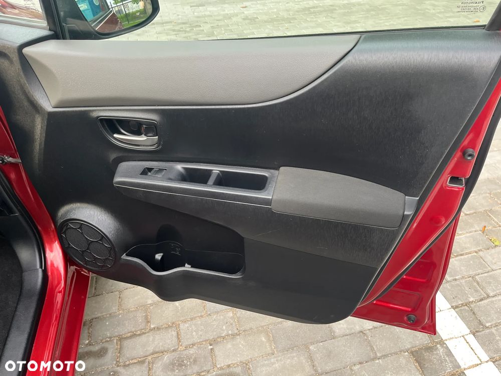 Toyota Yaris 1.33 VVT-i Edition 2014 - 12