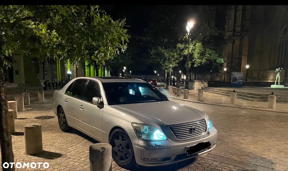 Lexus LS 430 Voyage - 8