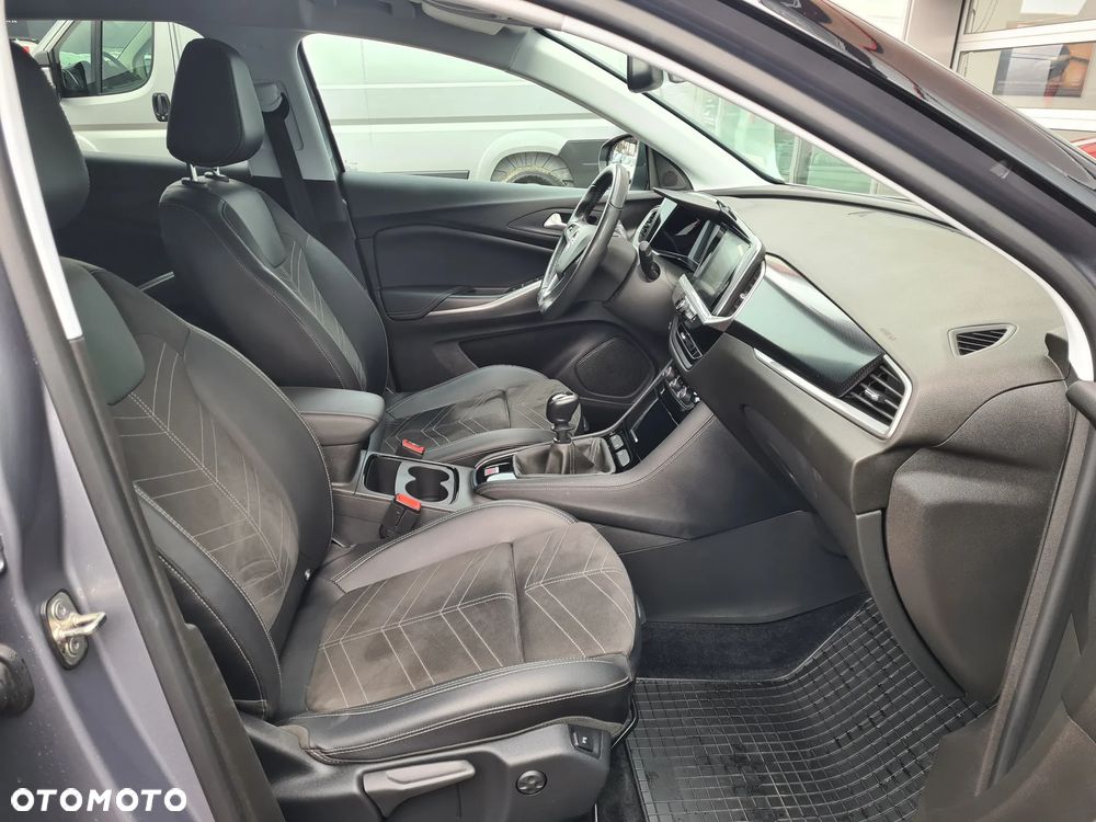 Opel Grandland 1.2 T GS S&S - 18
