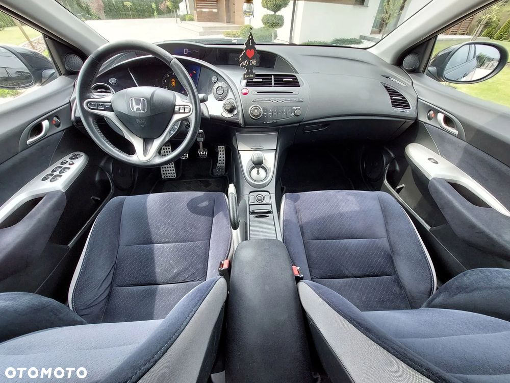 Honda Civic 1.8 Comfort - 35