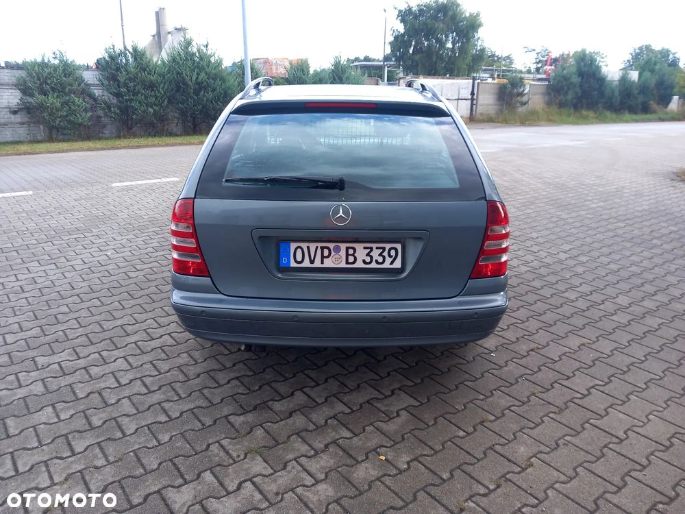 Mercedes-Benz Klasa C 180 Kompressor Automatik Classic Sport Edition - 5