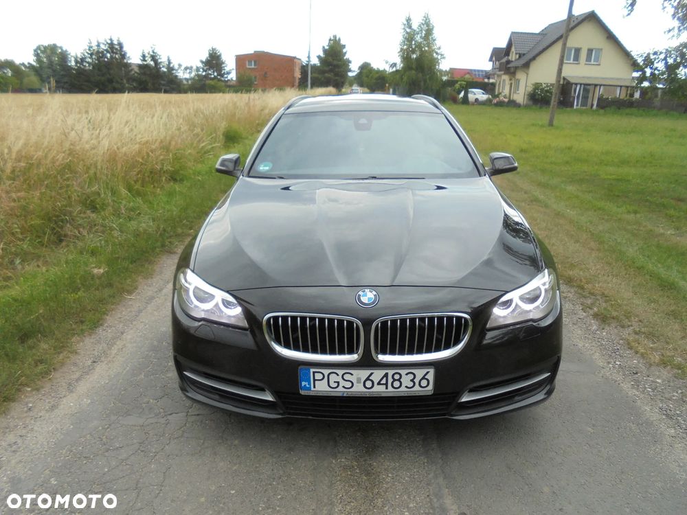 BMW Seria 5 520d Touring Luxury Line - 29
