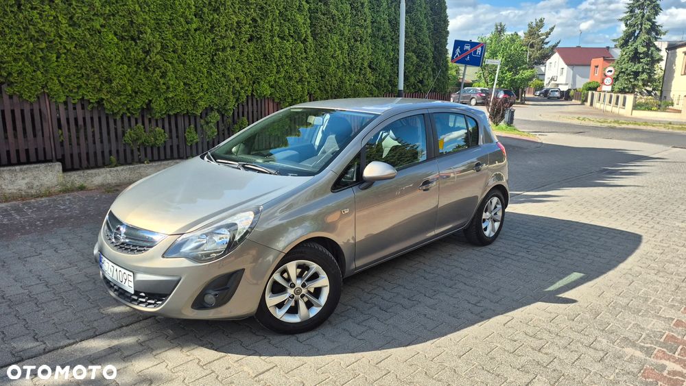 Opel Corsa 1.2 16V Enjoy - 1
