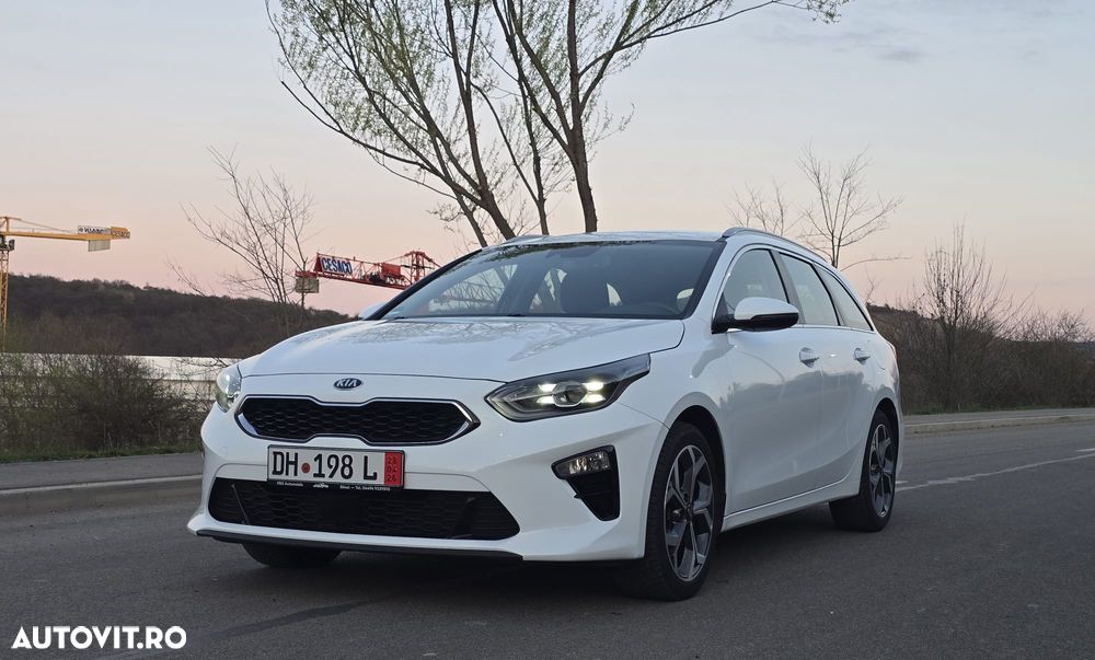 Kia Ceed 1.6 CRDi Platinum Edition - 2
