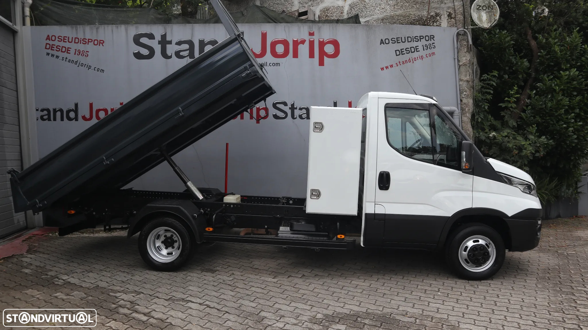 Iveco Daily 3.0 35C15 Basculante - 2