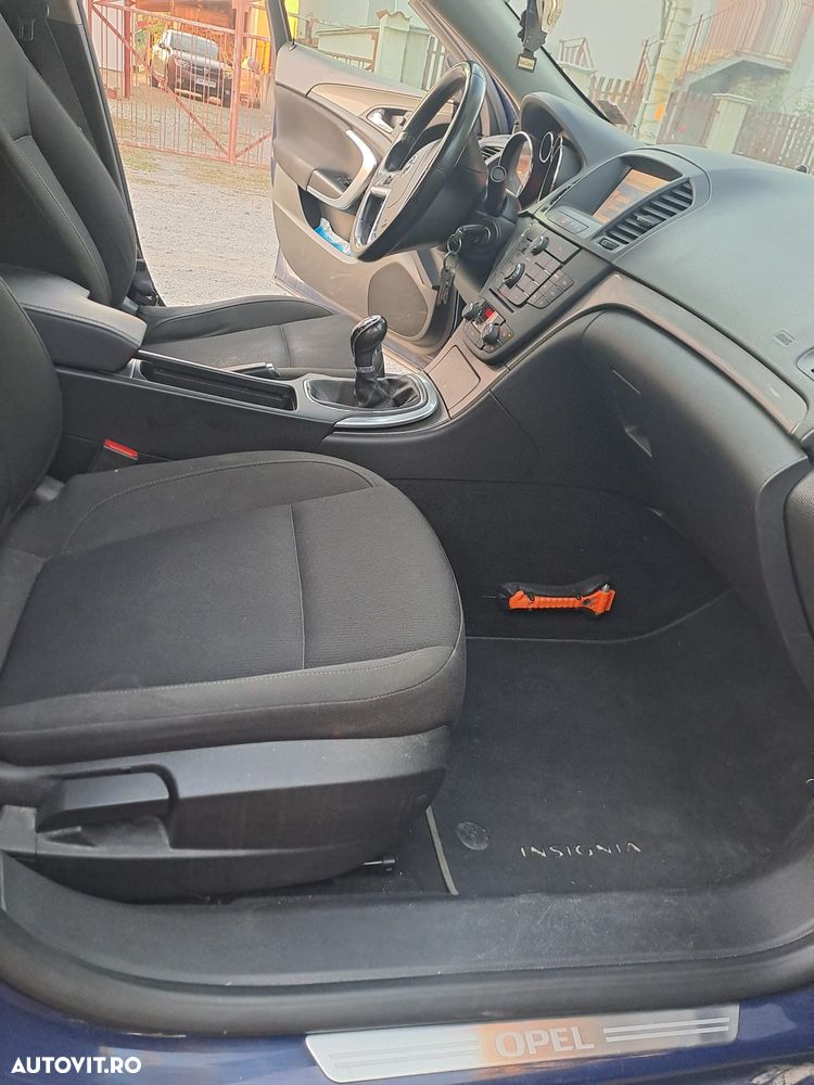 Opel Insignia - 2
