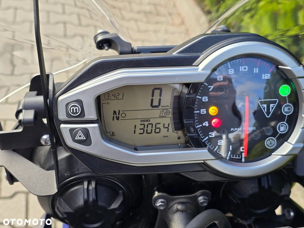 Triumph Tiger - 3