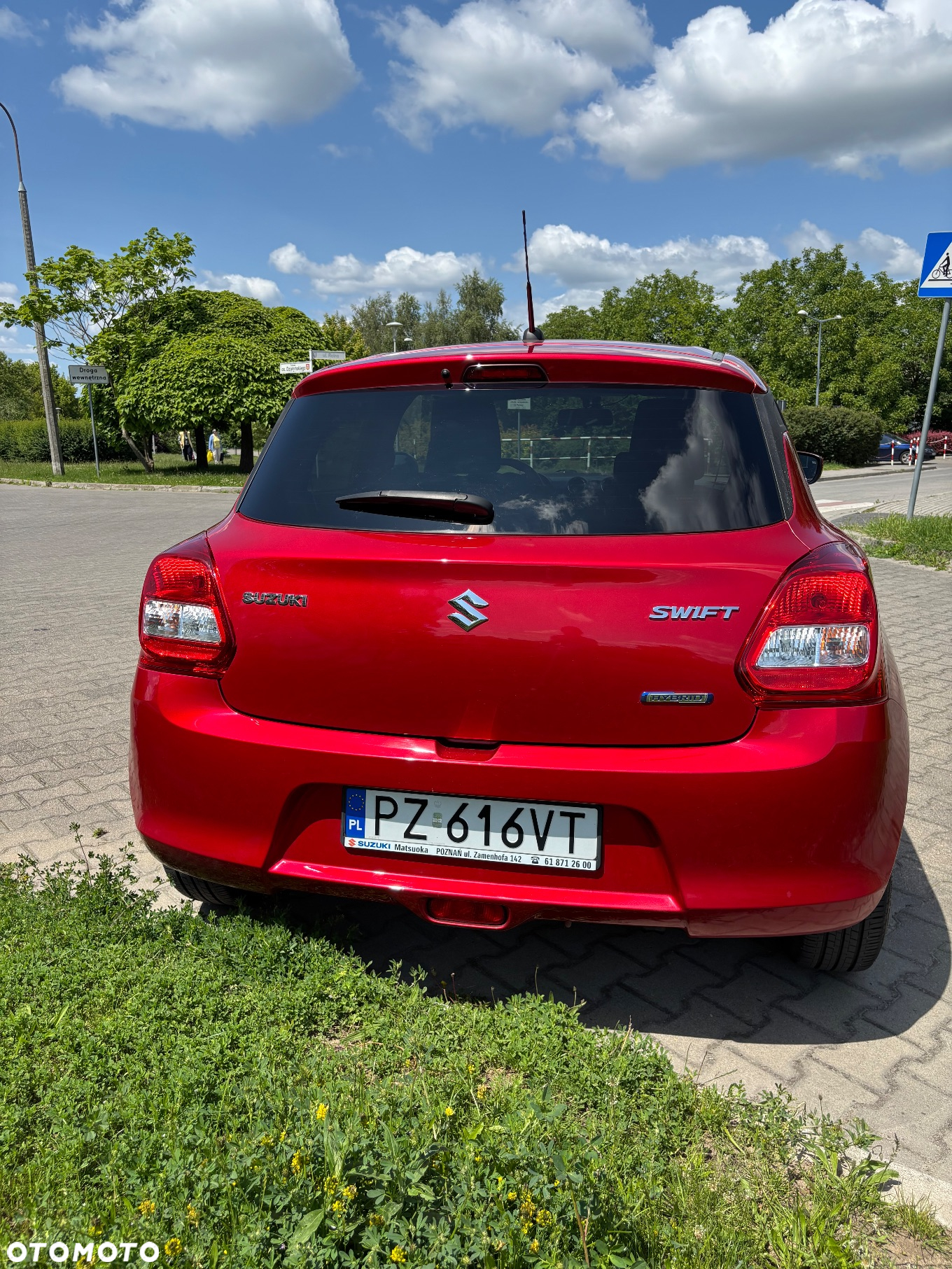Suzuki Swift 1.2 Premium Plus - 5