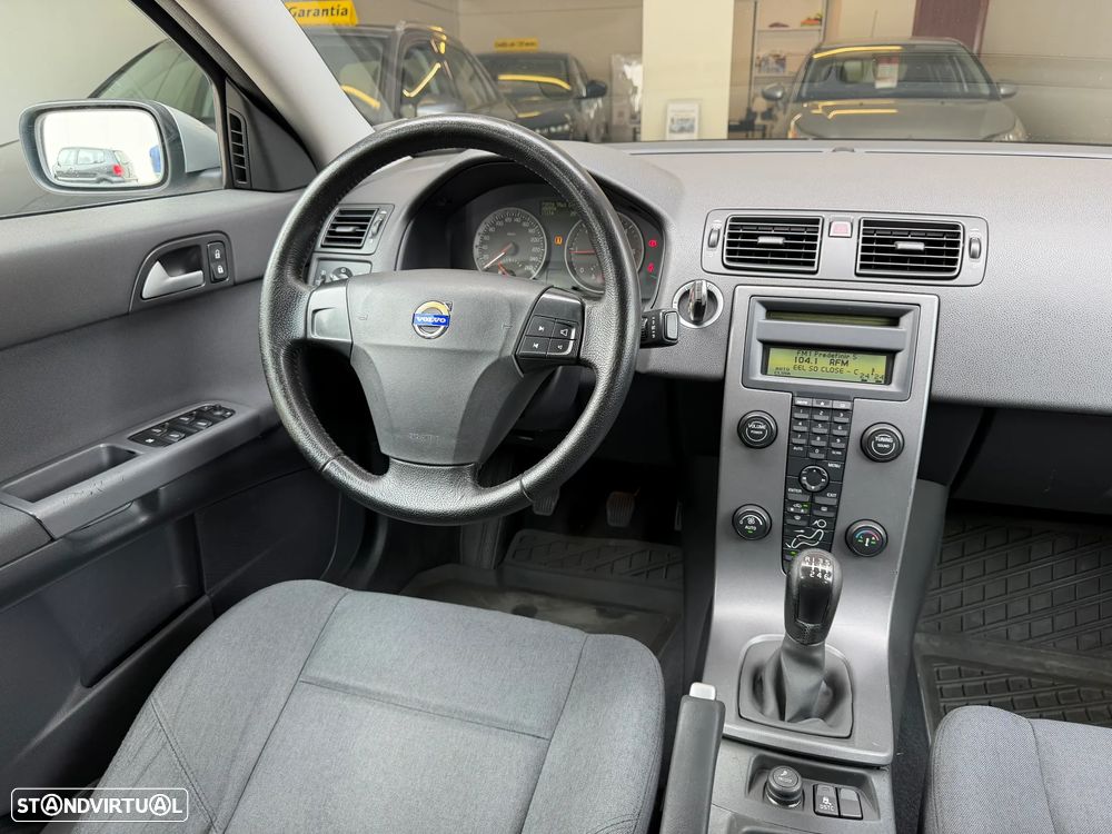 Volvo S40 2.0 D Nível 1 - 9
