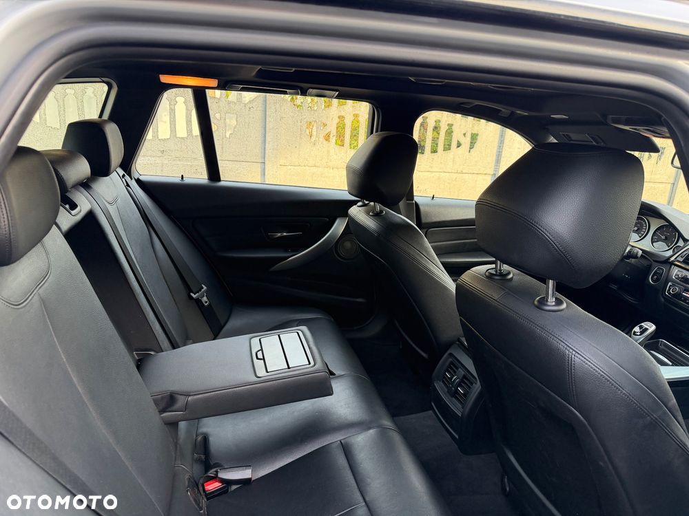 BMW Seria 3 320d xDrive - 20
