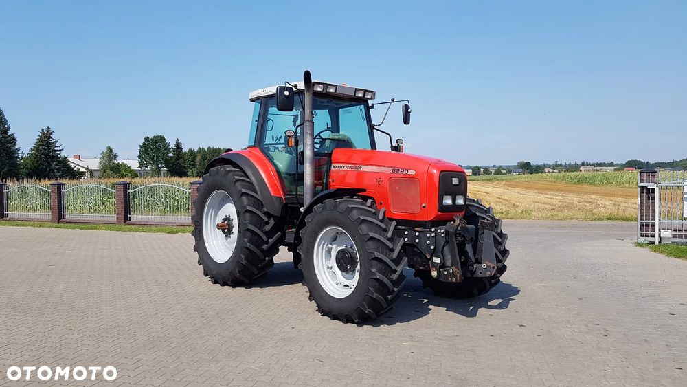 Massey Ferguson 8220 Xtra 2003R - 28