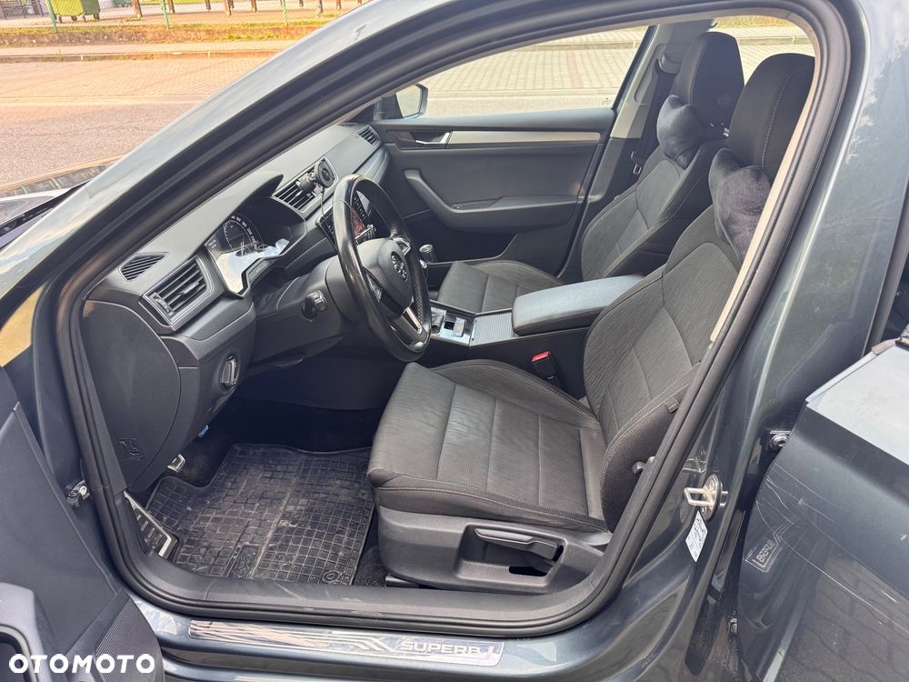 Skoda Superb 2.0 TDI Style - 5