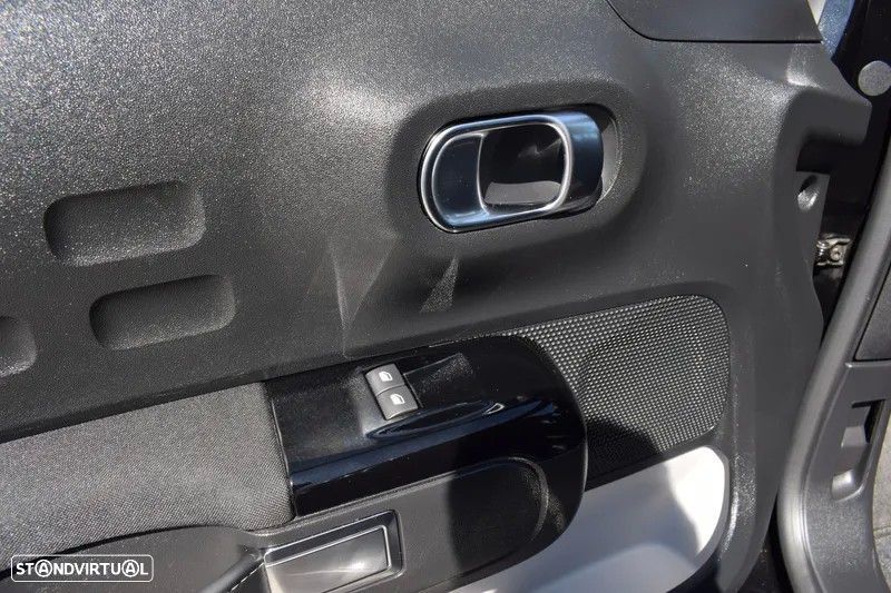 Citroën C3 1.2 PureTech Shine EAT6 - 18