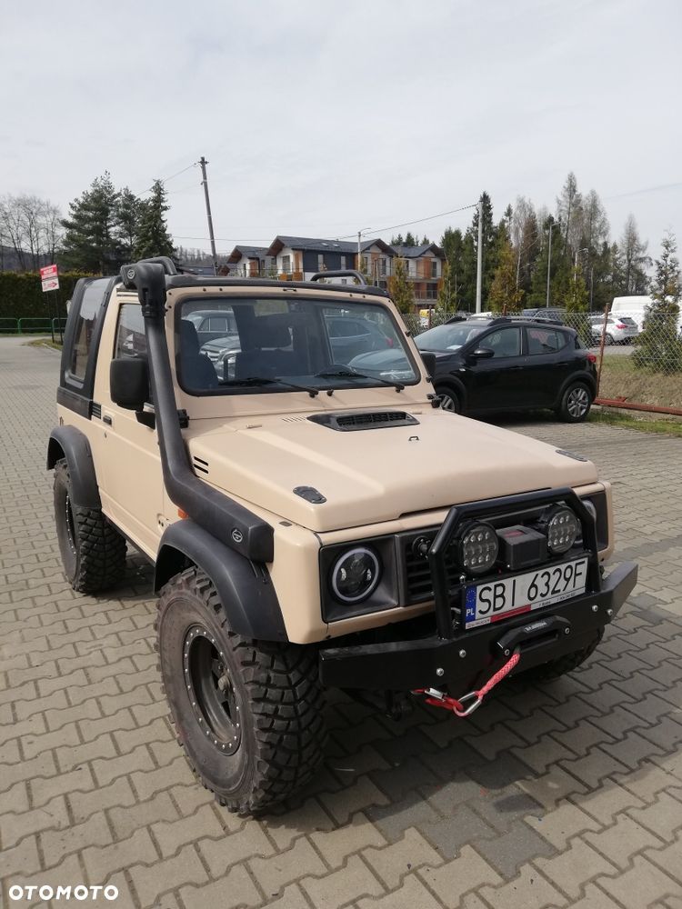 Suzuki Samurai