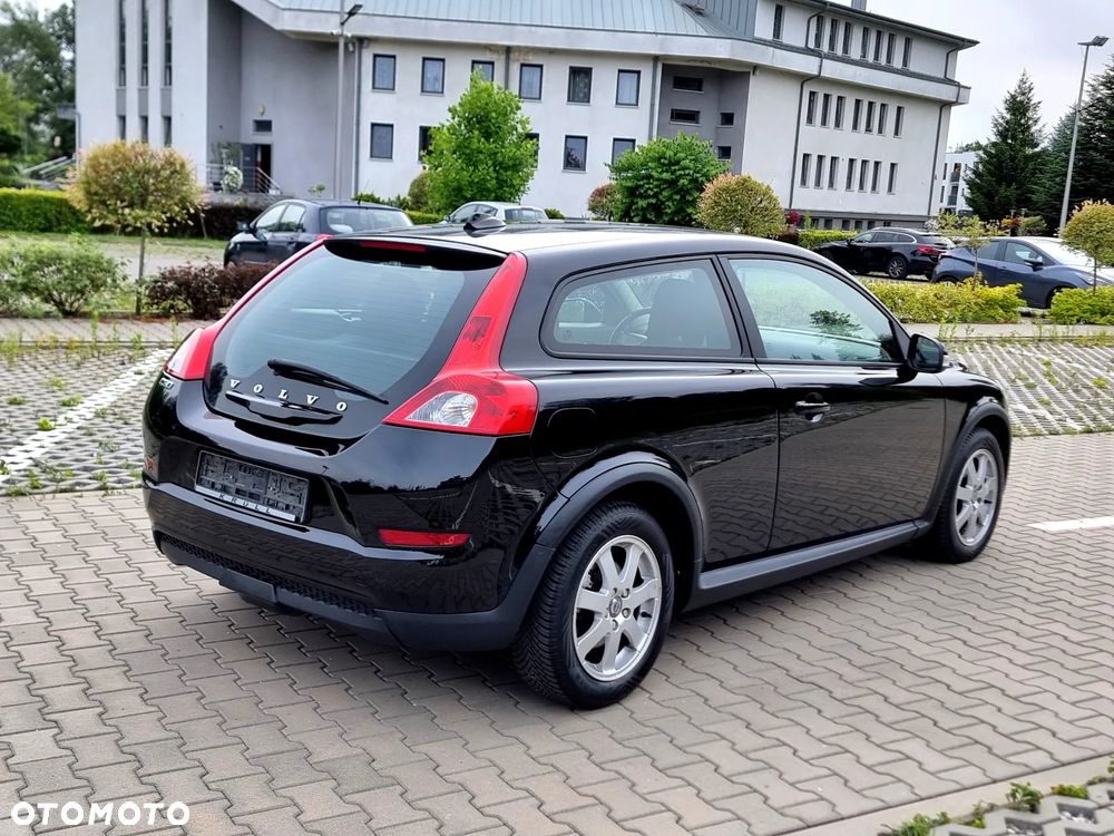 Volvo C30 2.0 Momentum Euro5 - 23