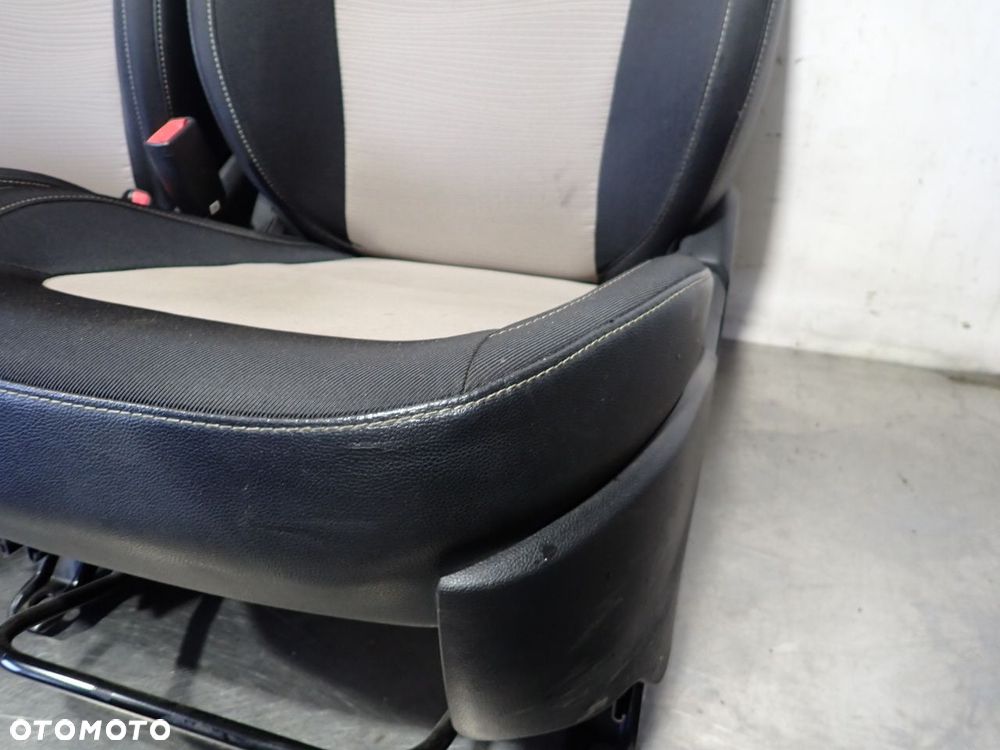 FOTELE KOMPLET HYUNDAI I10 II - 15