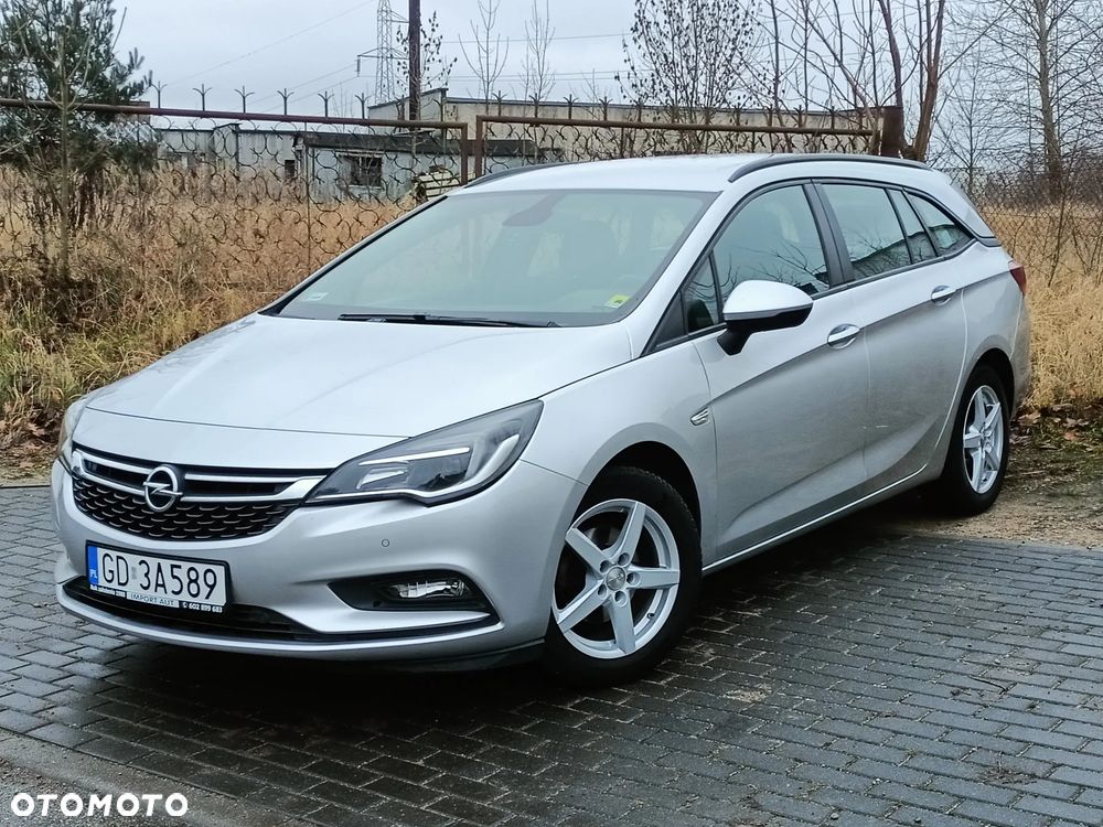 Opel Astra - 2