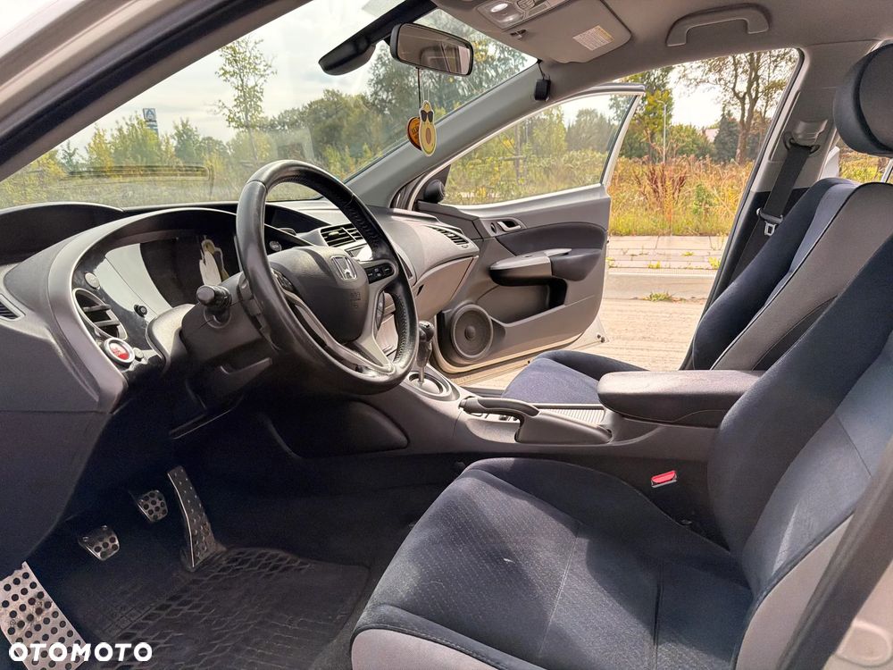 Honda Civic 1.8 Comfort - 16