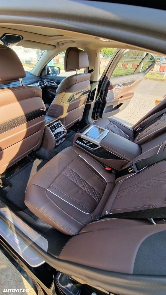 BMW Seria 7 - 2