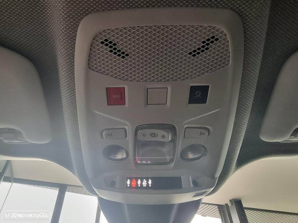 Jeep Avenger 54 kWh Longitude - 46
