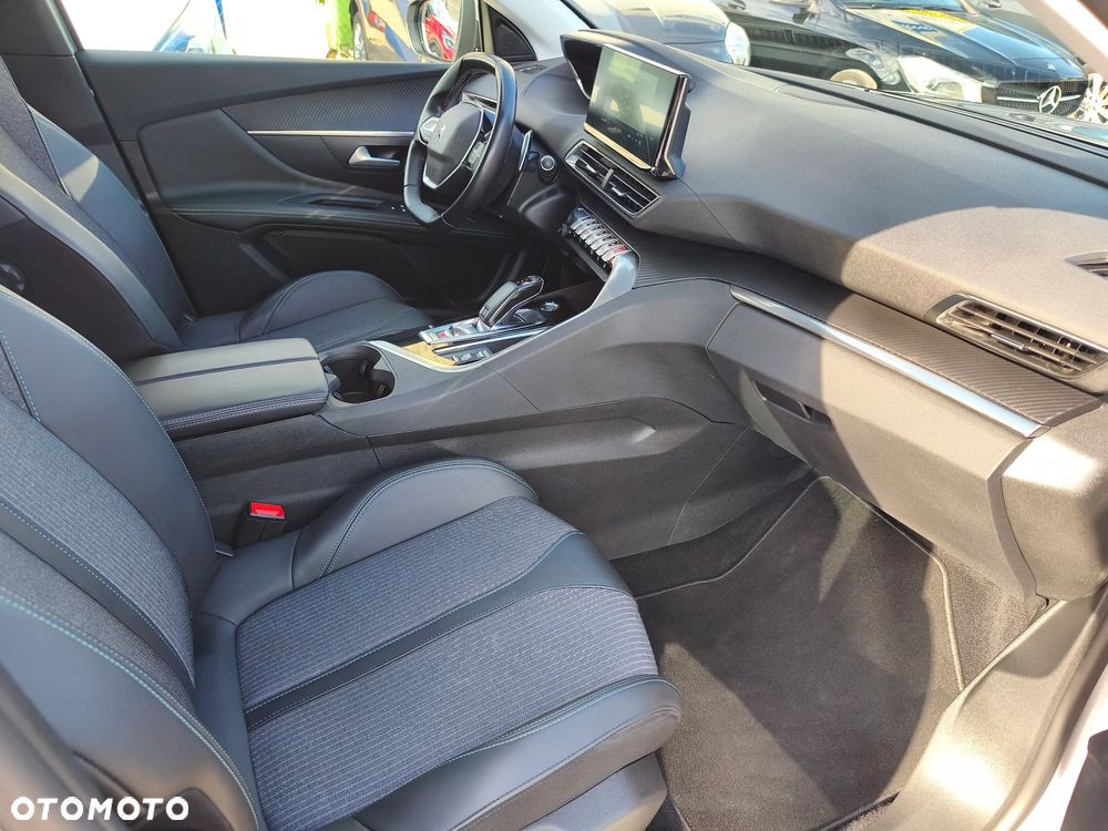 Peugeot 3008 BlueHDi 130 Stop & Start EAT8 Active Business-Paket - 18