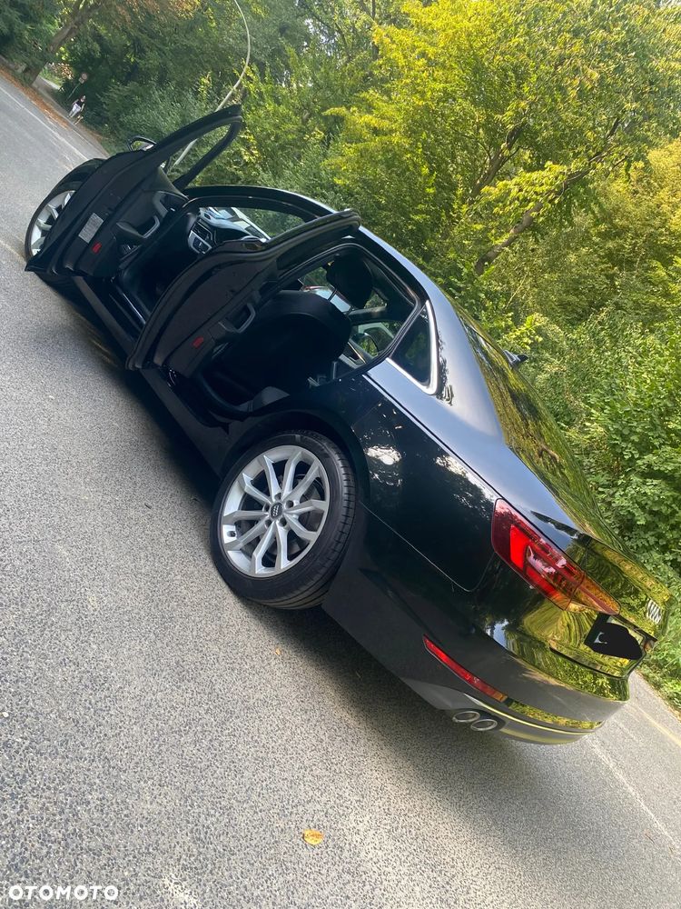 Audi A4 - 24