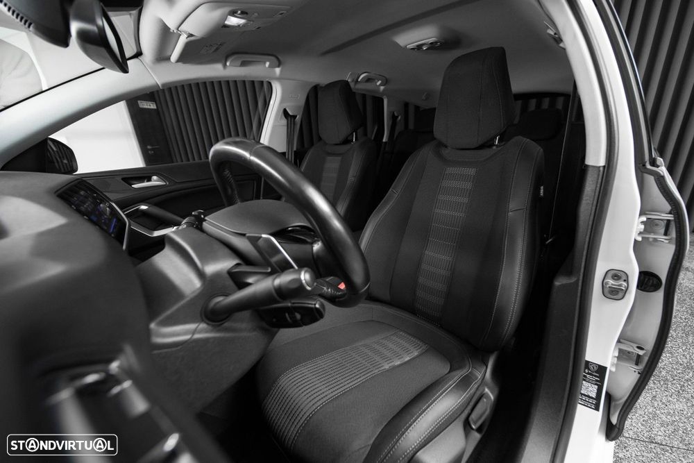 Peugeot 308 SW 1.5 BlueHDi Allure EAT8 - 36