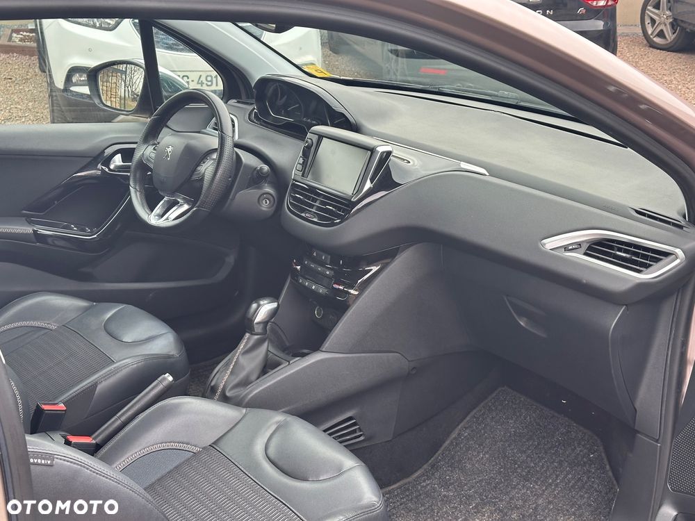 Peugeot 208 95 VTI Allure - 13