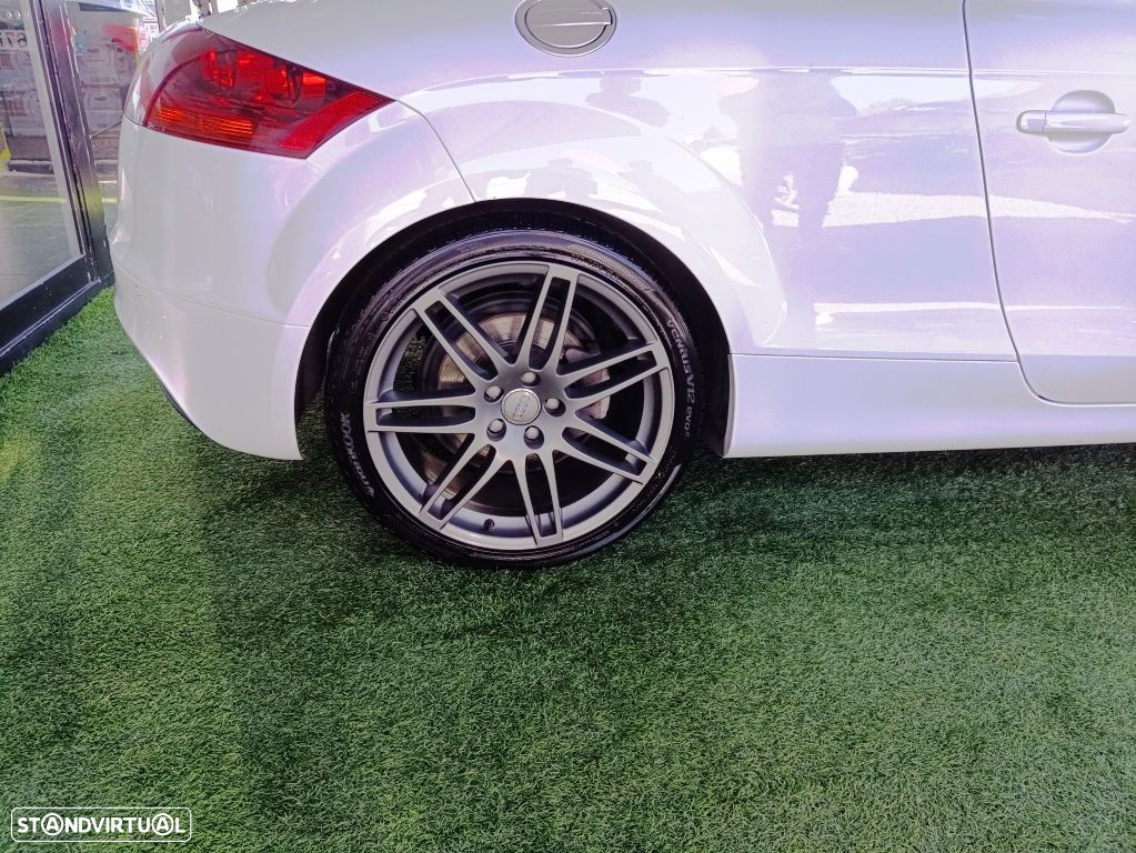 Audi TT Coupé 2.0 TDI quattro Limited Edition - 18