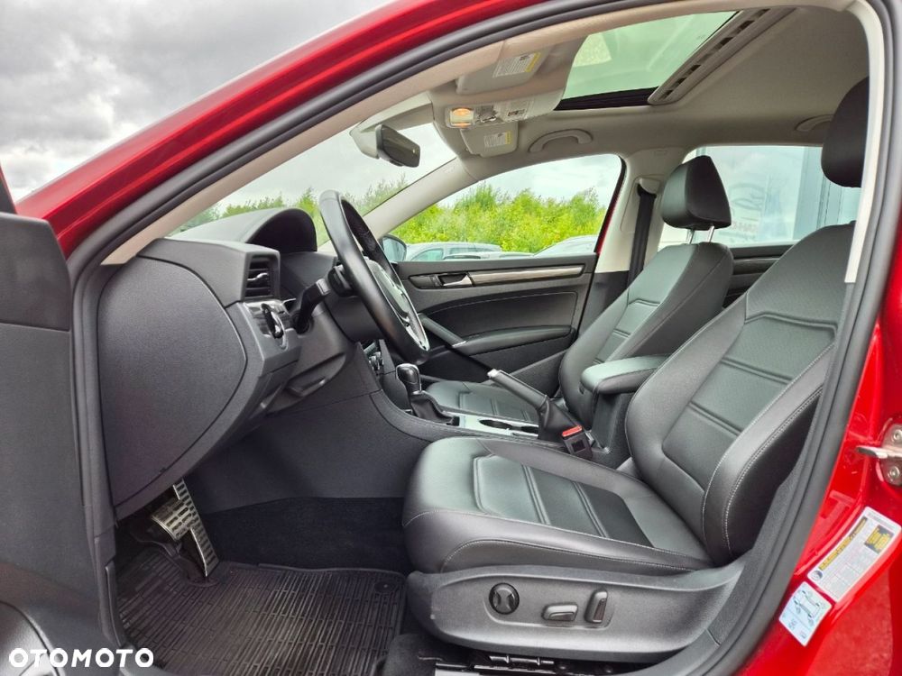 Volkswagen Passat - 5