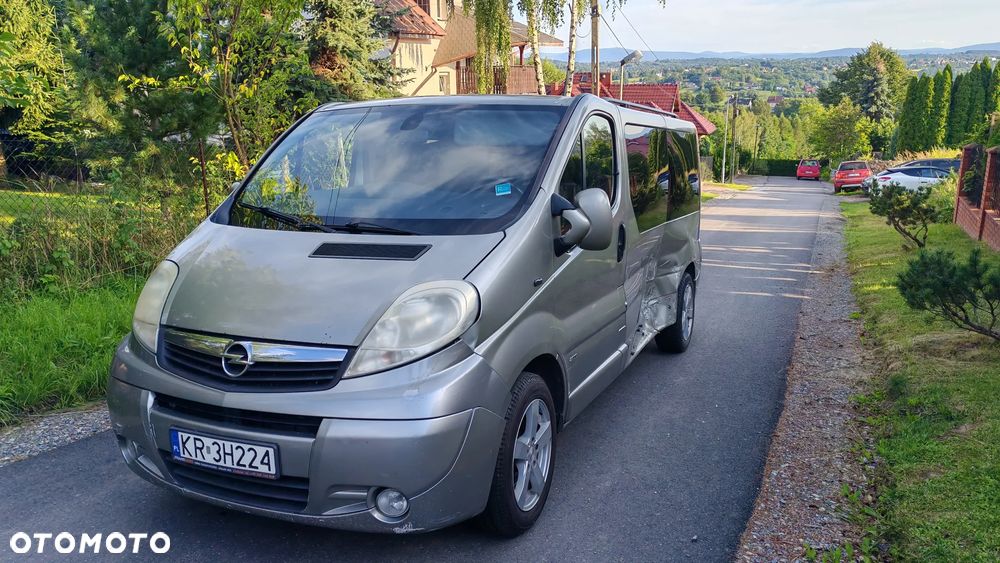 Opel Vivaro - 2
